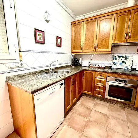 En Pleno Centro Con Aparcamiento Opcional Apartamento