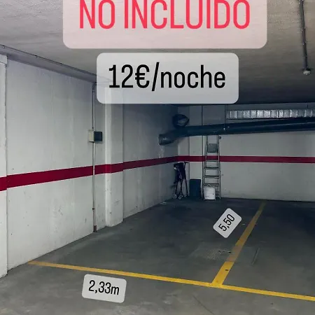 En Pleno Centro Con Aparcamiento Opcional Apartamento