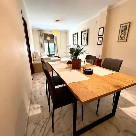 Apartment En Pleno Centro Con Aparcamiento Opcional *